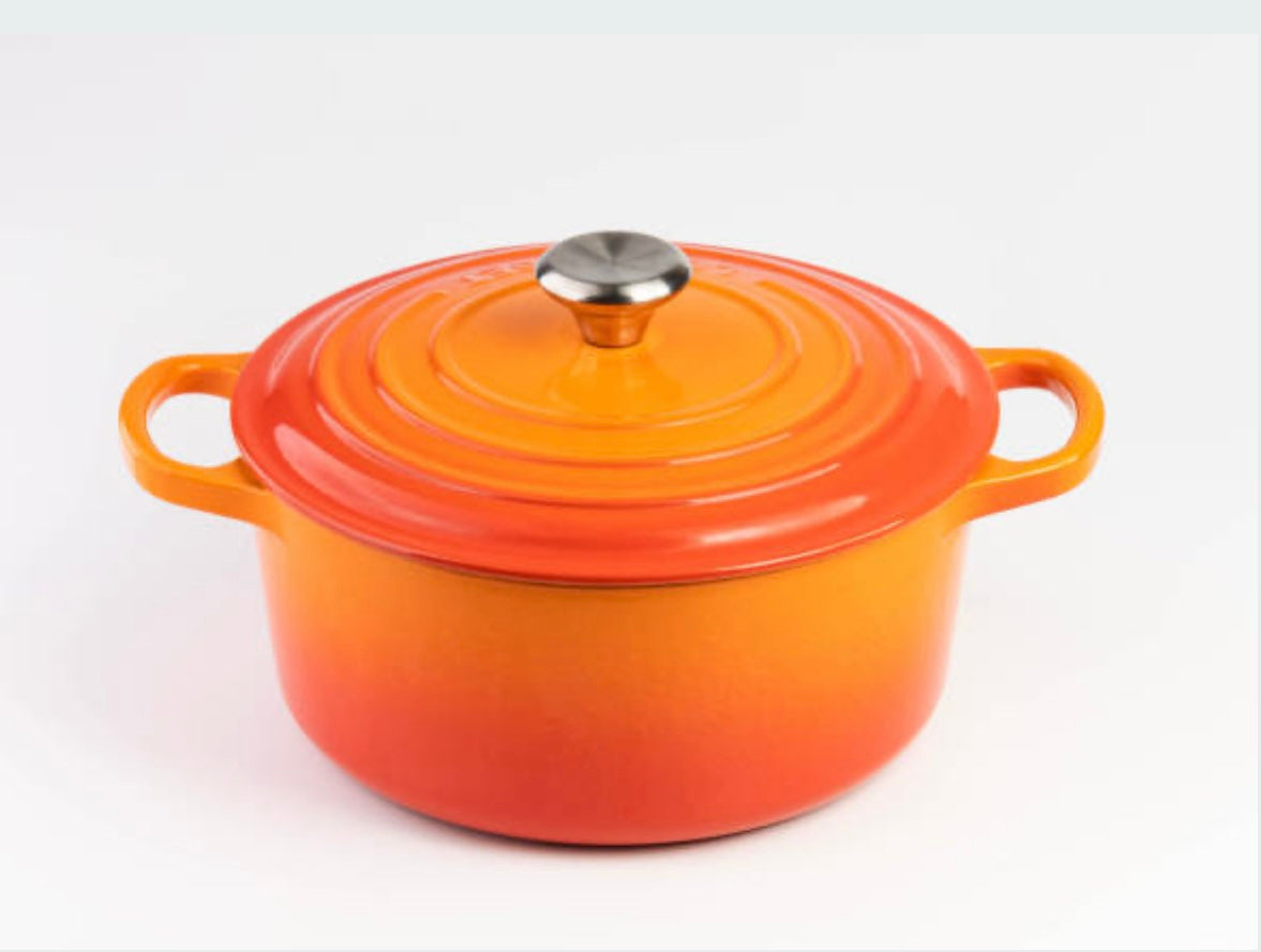 Le Creuset Enameled Cast Iron Signature Round Dutch Oven